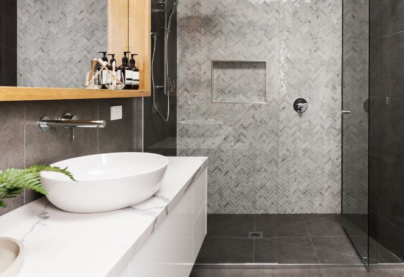 shower tile trim 1 1.jpg