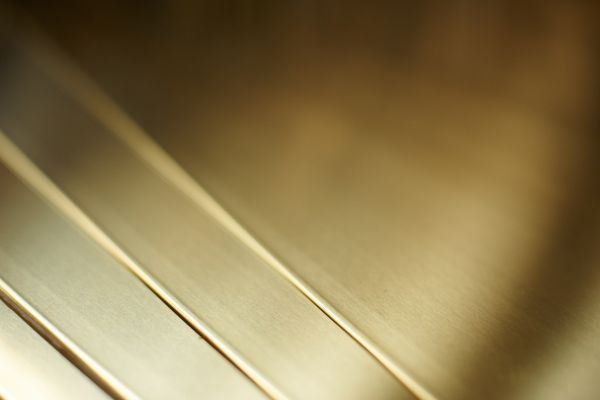 sezione trasversale di acciaio ottonato