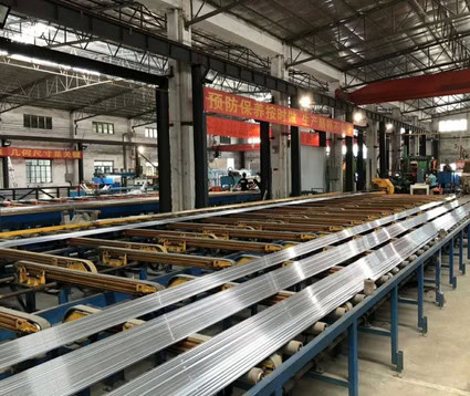 extrusion production line 1.jpg