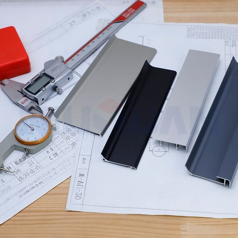 custom skirting board