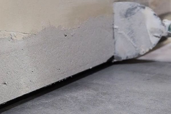 install shadow gap skirting